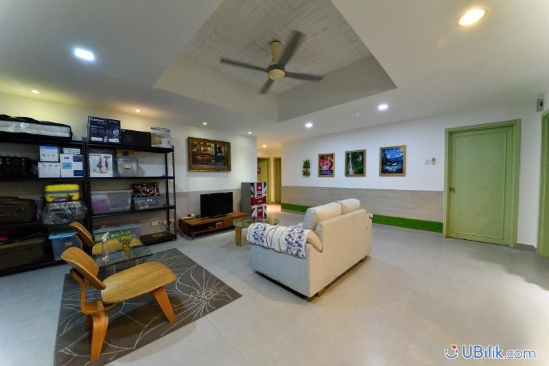 Big Medium Room at Bangsar Puteri Bangsar Fully-Furnished Prefer Chinese Female only UBilik room hostel rental_03