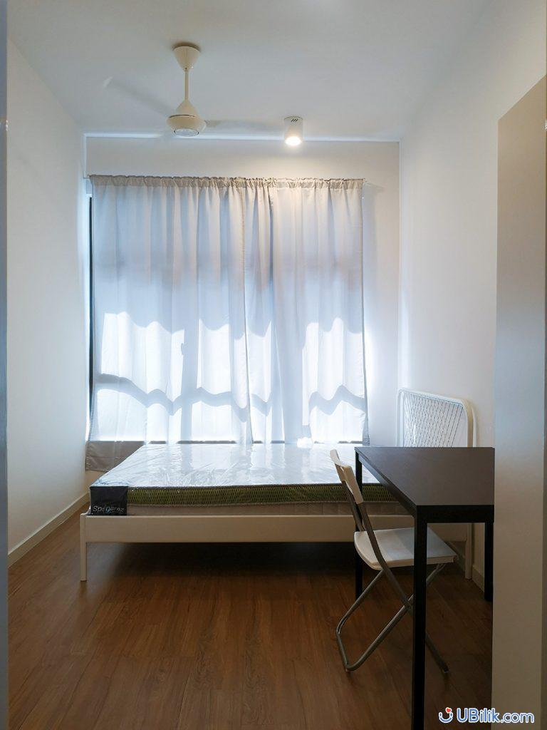 FFurnished Master Room at Casa Green Bukit Jalil Walking distance to LRT Muhibah Station UBilik room hostel renting_03