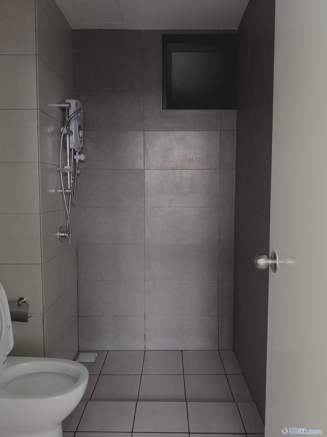 FFurnished Master Room at Casa Green Bukit Jalil Walking distance to LRT Muhibah Station UBilik room hostel renting_05