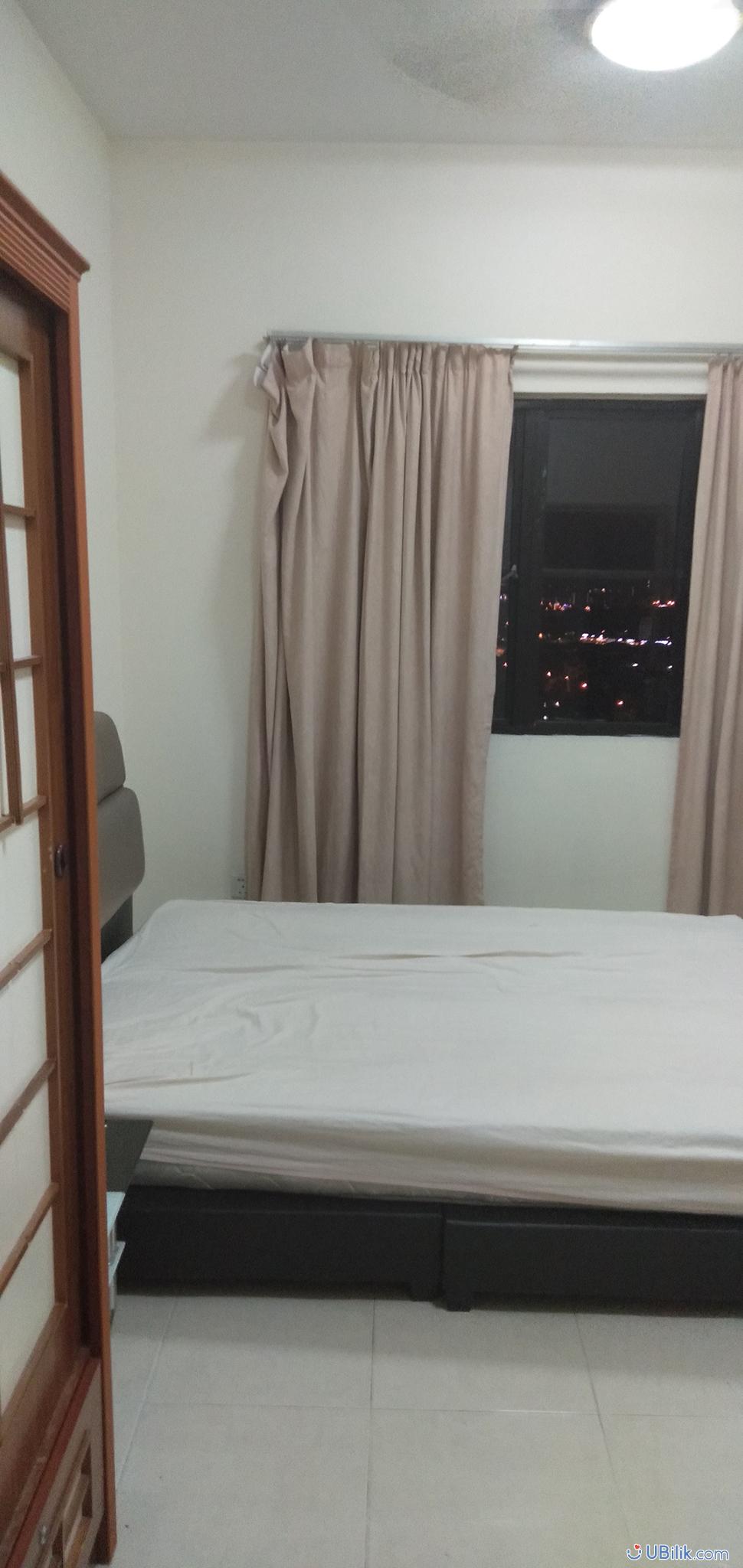 Master Room at Pelangi Utama Bandar Utama ubilik room hostel rental_2a