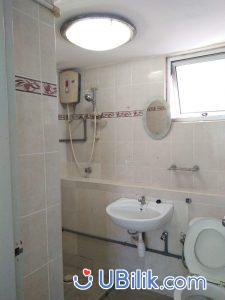 Middle Room at Kelana Jaya Petaling Jaya UBilik room hostel rental_03