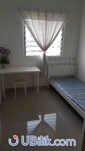 Single Room at Sungai Ara Penang UBilik room hostel rental_03