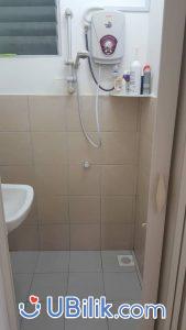 Single Room at Sungai Ara Penang UBilik room hostel rental_04