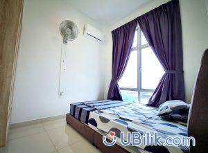 Medium-room-at-Sky-Habitat-for-rent-Walking-Distance-to-CIQ-Johor-Bahru-Ubilik-room-hostel-rental_01